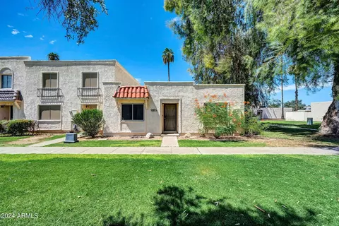5729 N 44th Ln, Glendale, AZ 85301