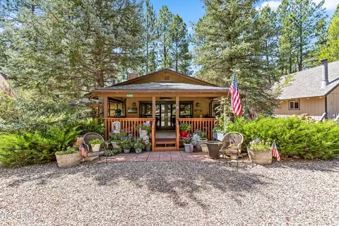 125 Lodge Dr, Munds Park, AZ 86017