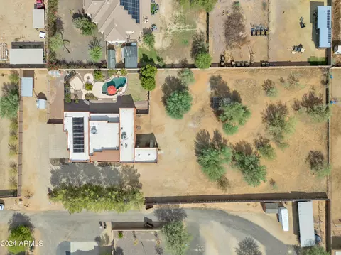 815 E Joy Ranch Rd, Phoenix, AZ 85086 photo 2