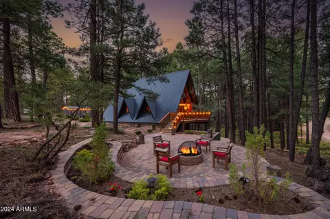 2132 Turkey Trl, Forest Lakes, AZ 85931