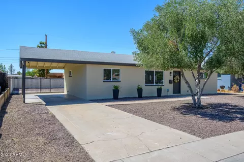 8310 N 30th Dr, Phoenix, AZ 85051 photo 4