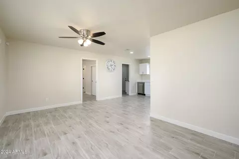 8310 N 30th Dr, Phoenix, AZ 85051 photo 7