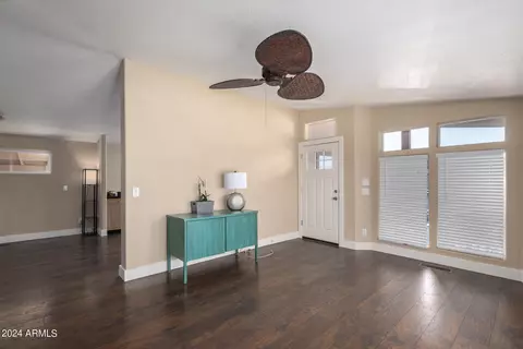 19629 N 25th Pl, Phoenix, AZ 85050 photo 6