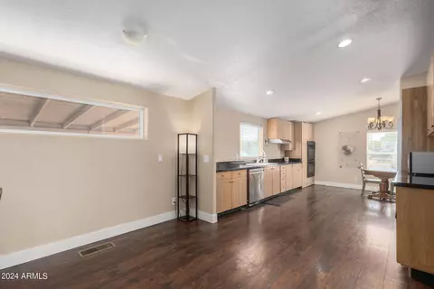 19629 N 25th Pl, Phoenix, AZ 85050 photo 13