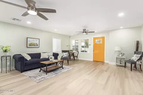 1002 E Pierson St, Phoenix, AZ 85014 photo 3