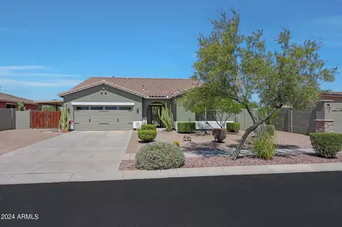 7822 W Peck Dr, Glendale, AZ 85303