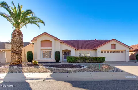 13703 W Sky Hawk Dr, Sun City West, AZ 85375