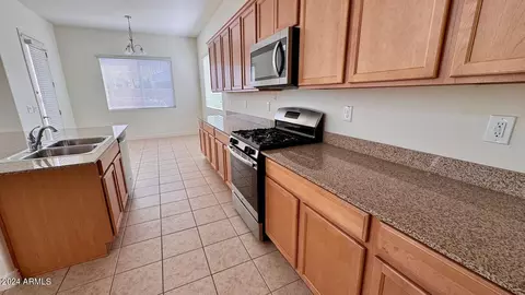 3651 E Donato Dr, Gilbert, AZ 85298 photo 12
