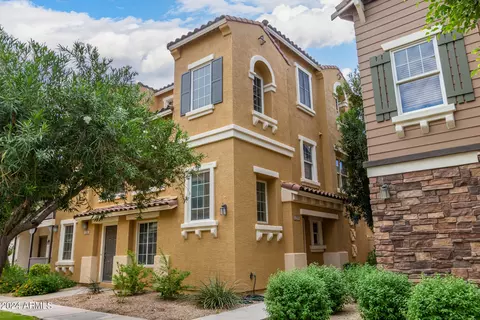 1291 S Owl Dr, Gilbert, AZ 85296 photo 4