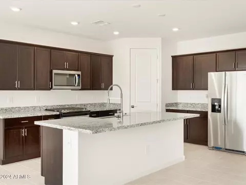4205 W Josephine St, Queen Creek, AZ 85142