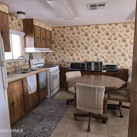 2701 E Utopia Rd #3, Phoenix, AZ 85050 photo 10