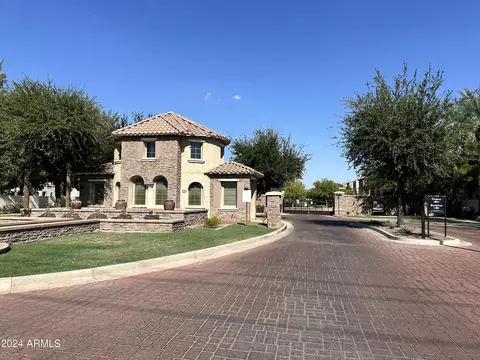 1675 E Chelsea Ln, Gilbert, AZ 85295 photo 2