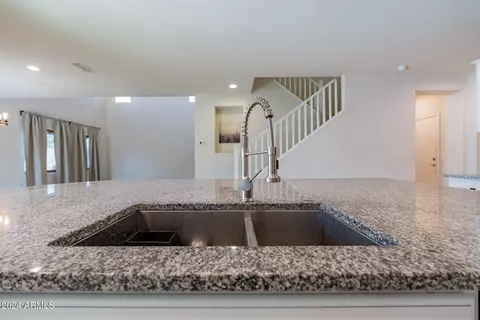 Kitchen - 11040 E Tumbleweed Ave, Mesa, AZ 85212 photo 5 of 5