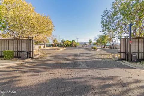 2602 E Pecan Rd, Phoenix, AZ 85040 photo 21