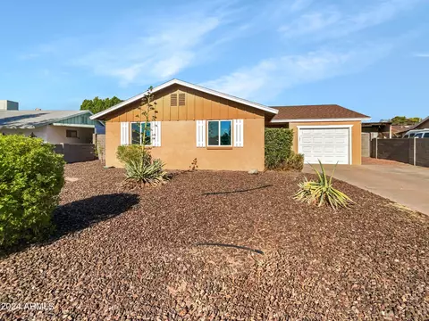 541 S Hunt Dr, Mesa, AZ 85204