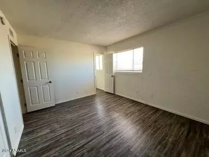 720 E Siesta Dr, Phoenix, AZ 85042 photo 6