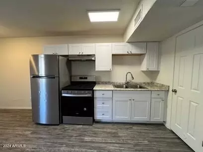 720 E Siesta Dr, Phoenix, AZ 85042 photo 5