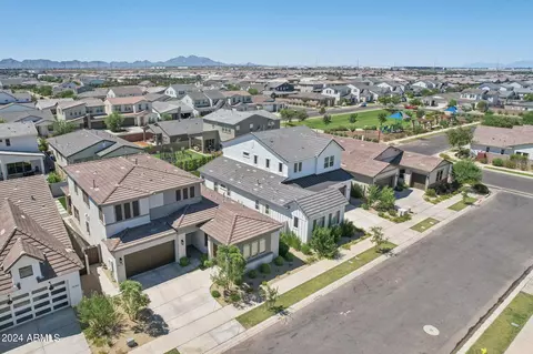 View/Area - 10139 E Toledo Ave, Mesa, AZ 85212 photo 2 of 19