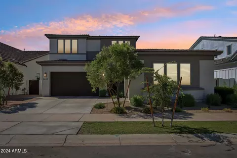 Exterior - 10139 E Toledo Ave, Mesa, AZ 85212 photo 5 of 11
