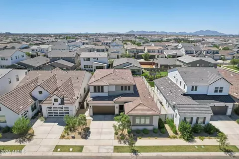 View/Area - 10139 E Toledo Ave, Mesa, AZ 85212 photo 3 of 19