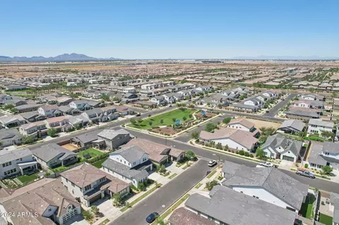 View/Area - 10139 E Toledo Ave, Mesa, AZ 85212 photo 6 of 19
