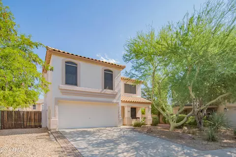 2508 W Running Deer Trl, Phoenix, AZ 85085