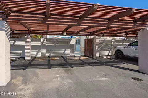 1135 E Kaler Dr, Phoenix, AZ 85020 photo 22