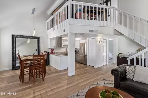 1135 E Kaler Dr, Phoenix, AZ 85020 photo 4