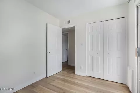 1135 E Kaler Dr, Phoenix, AZ 85020 photo 17