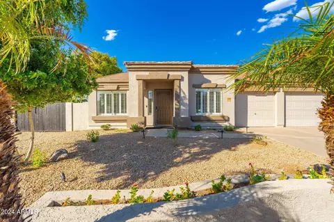 8314 W Berridge Ln, Glendale, AZ 85305