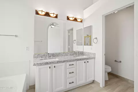 4247 E Tether Trl, Phoenix, AZ 85050 photo 17