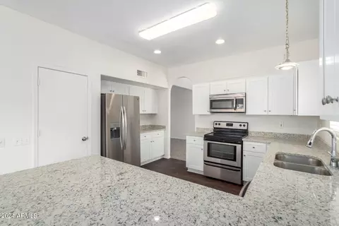 7313 E Jasmine St, Mesa, AZ 85207 photo 13