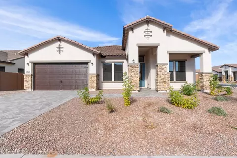 702 E Coho Dr, San Tan Valley, AZ 85140