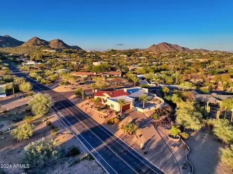 4001 E Rancho Dr, Phoenix, AZ 85018 photo 9