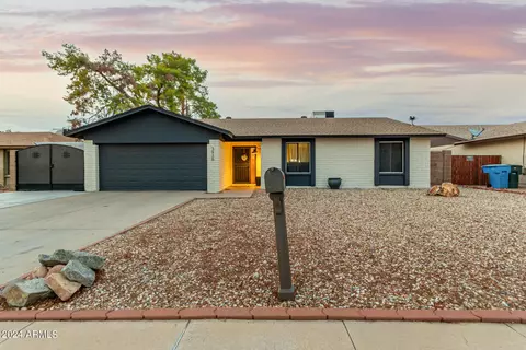 3936 W Surrey Ave, Phoenix, AZ 85029
