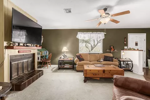 3402 W Photo View Rd, New River, AZ 85087