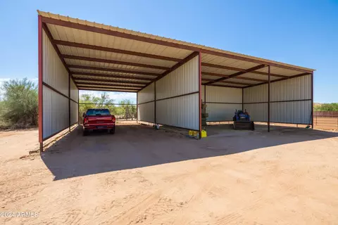 Exterior - 1525 W Maddock Rd, Phoenix, AZ 85086 photo 20 of 26