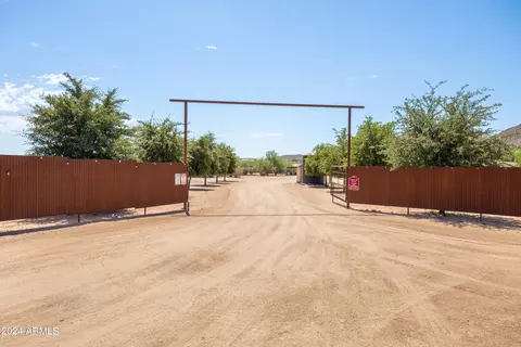 Other - 1525 W Maddock Rd, Phoenix, AZ 85086 photo 27 of 38