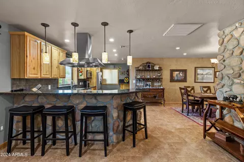 Kitchen - 1525 W Maddock Rd, Phoenix, AZ 85086 photo 2 of 4