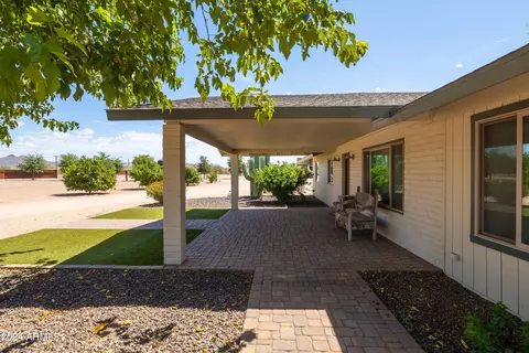 Exterior - 1525 W Maddock Rd, Phoenix, AZ 85086 photo 8 of 26