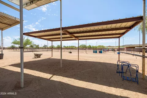 Exterior - 1525 W Maddock Rd, Phoenix, AZ 85086 photo 22 of 26