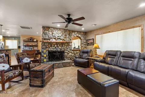 Living - 1525 W Maddock Rd, Phoenix, AZ 85086 photo 3 of 6