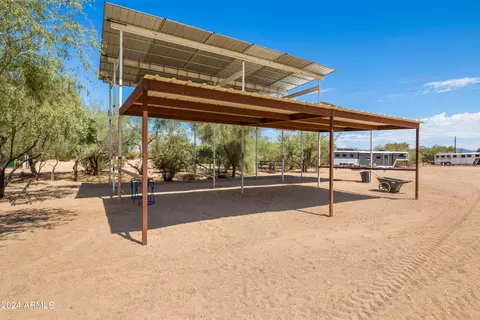 Exterior - 1525 W Maddock Rd, Phoenix, AZ 85086 photo 21 of 26