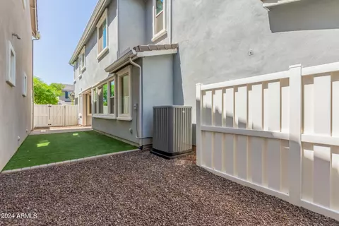 2264 S Wallrade Ln, Gilbert, AZ 85295 photo 37