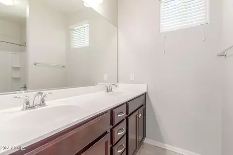 2264 S Wallrade Ln, Gilbert, AZ 85295 photo 29