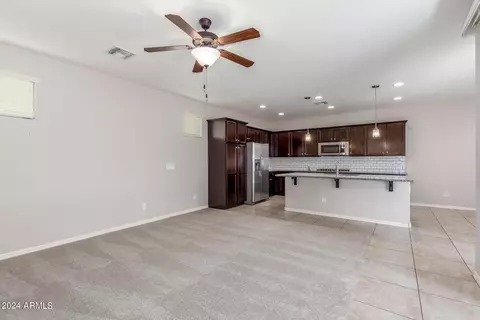2264 S Wallrade Ln, Gilbert, AZ 85295 photo 9