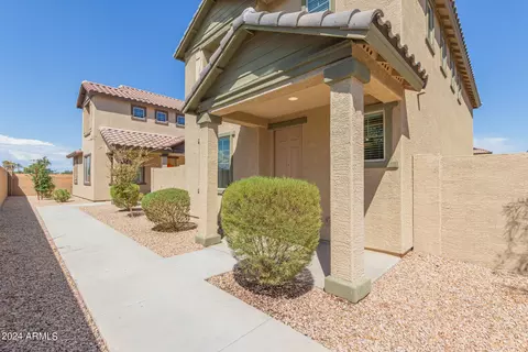 812 E Agua Fria Ln, Avondale, AZ 85323