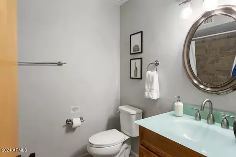 2033 E Carson Dr, Tempe, AZ 85282 photo 16