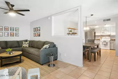2033 E Carson Dr, Tempe, AZ 85282 photo 9