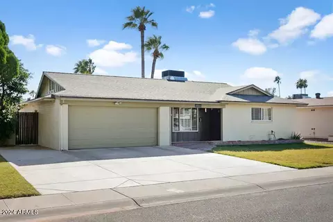 2033 E Carson Dr, Tempe, AZ 85282 photo 3